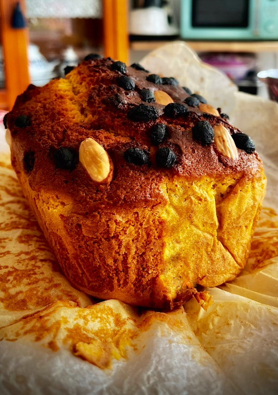 Una foto de Bizcocho de calabaza con pasas y frutos secos