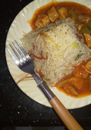 A picture of Chicken Shashlik in restaurant style.