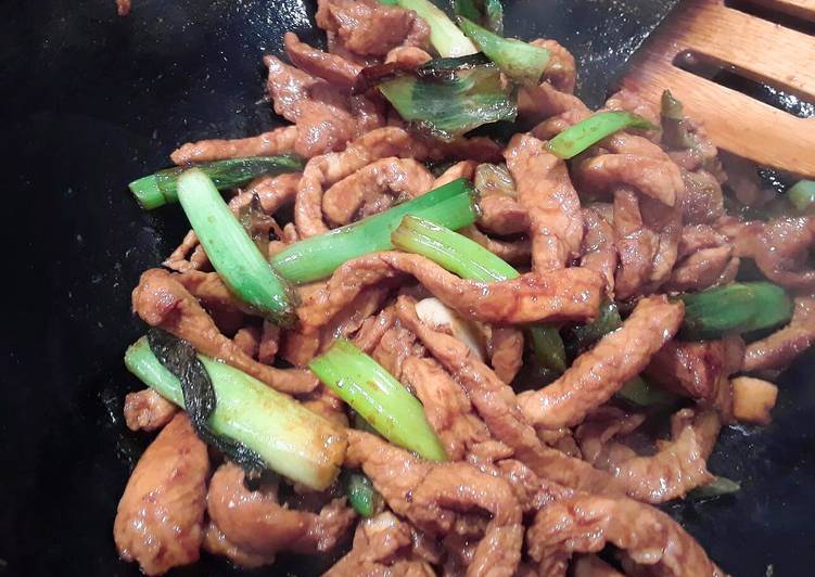 Pork with Chilli Peppers