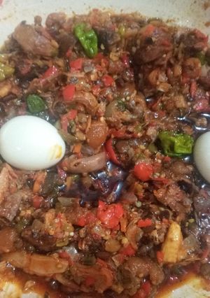 A picture of Ofada rice stew.