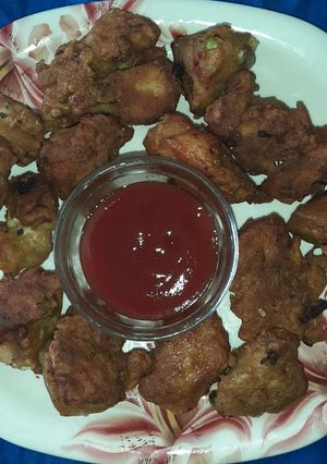 চিকেন পকোড়া (chicken pokora recipe in Bengali) রেসিপির প্রধান ছবি