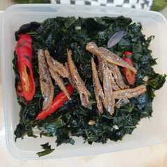 รูปของ Tumis daun pepaya jepang (tidak pait)