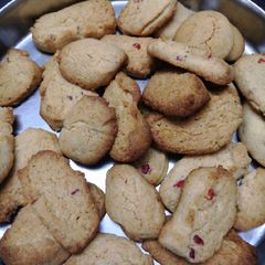 A picture of Tutti frutti cookies.