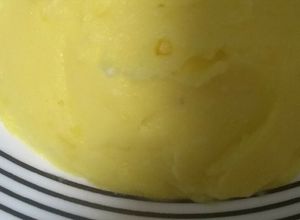 Una foto de Puré de papa amarilla o criolla