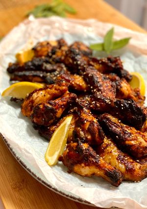 Una foto de Alitas de pollo en freidora de aire con marinado especial