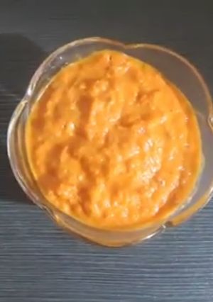ડુંગળી અને ટામેટા ની ચટણી(dungri and tomato chutney recipe in gujarati) રેસીપી મુખ્ય ફોટો