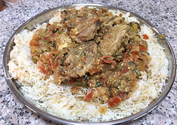 لحم ناشف مع ارز بالشعيرية