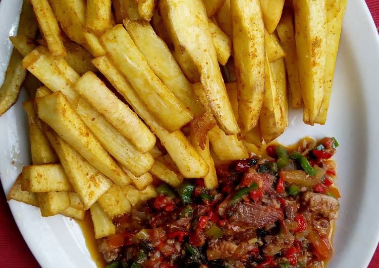 Steps to Make Favorite Spicy fried yam With sardine sauce