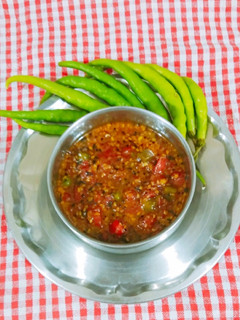 તિખટ(Tikhat recipe in Gujarati) રેસીપી મુખ્ય ફોટો