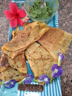 બેસન ઢોસા(Besan Dosa Recipe in Gujarati) રેસીપી મુખ્ય ફોટો