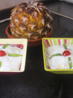 Una foto de Piña con miel y yogurt