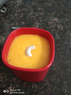 મેંગો લસ્સી (Mango lassi Recipe in gujarati) રેસીપી મુખ્ય ફોટો
