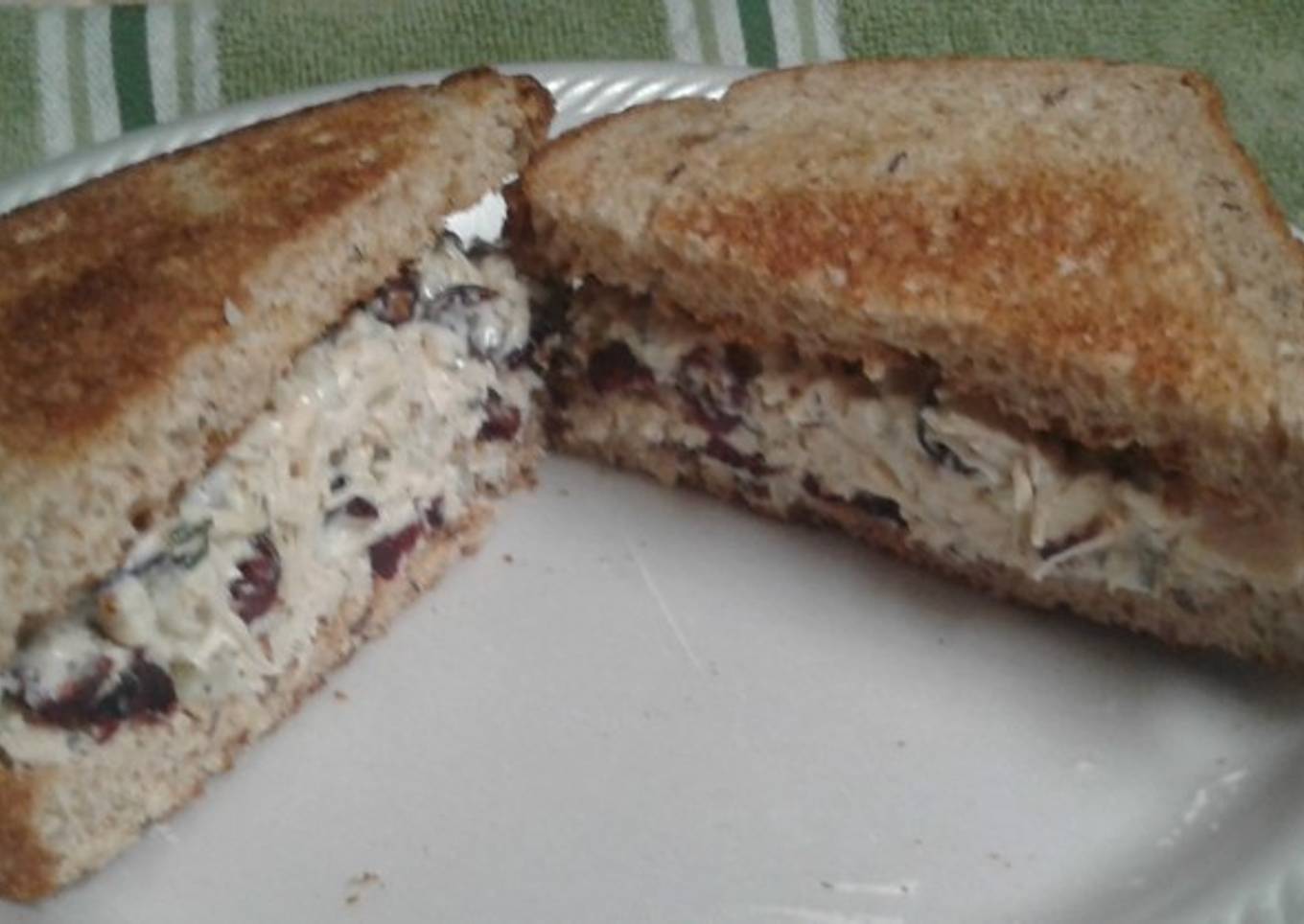 A simple and delicious chicken salad