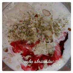 A picture of Dry fruits ruhafza rabdi.