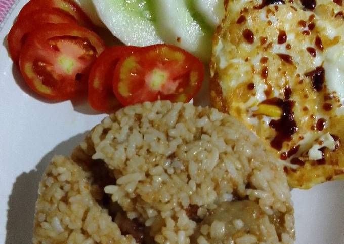 Cara membuat Nasi goreng Jawa Cara membuat Nasi goreng Jawa