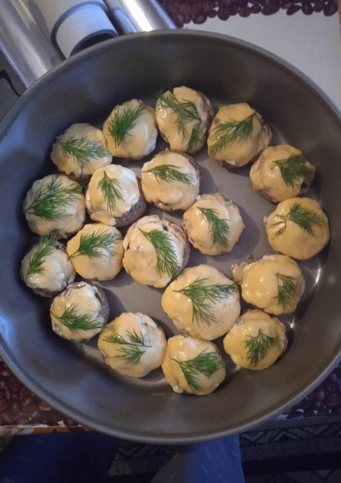 Фаршировані гриби (печериці)