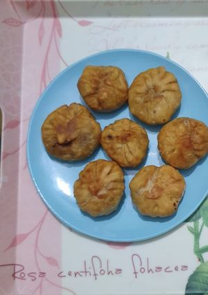 A picture of Momos.