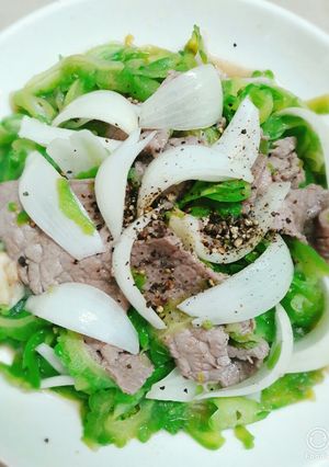 Hình của món Khổ qua xào thịt bò.