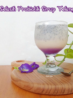 Foto resep Es Selasih Probiotik Sirup Telang