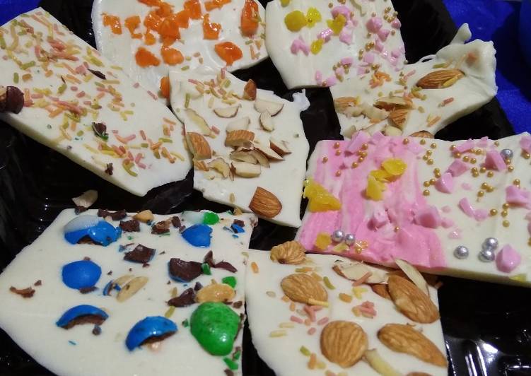 Simple Way to Make Favorite White Chocolate Candy Bark