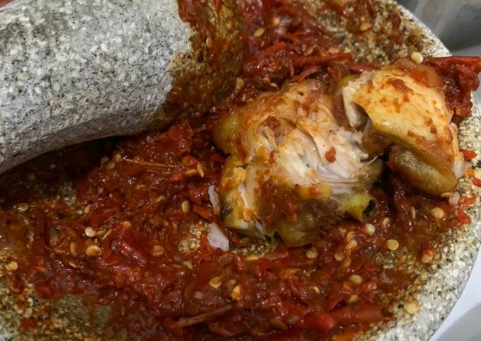 Resep Ayam Penyet Sambal Terasi Oleh Nur Wati Cookpad