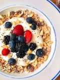 Muesli & Greek Yoghurt (Sữa Chua Hy Lạp) Kèm Quả Mọng - Ăn Sáng Diet Nhanh Gọn Healthy