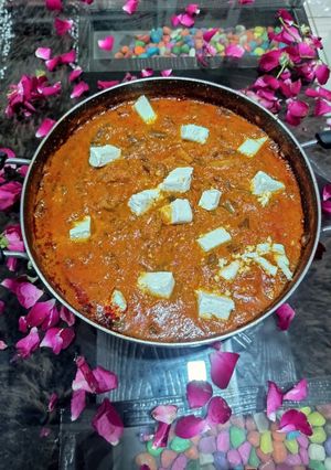 શાહી પનીર (Shahi Paneer Recipe In Gujarati) રેસીપી મુખ્ય ફોટો