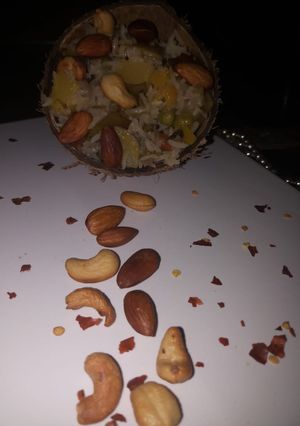 A picture of Raw mango coconut rice.