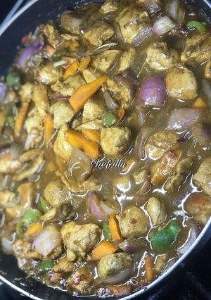 A picture of Chicken veg soup.
