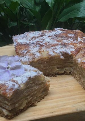 Una foto de TORTA SECA O TORTA ALEMANA DE MANZANAS 🍎