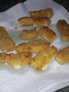 Una foto de Palitos rebozados de queso cremoso