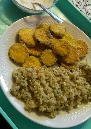 Rántott cukkini barna rizzsel- diétás recept fotója