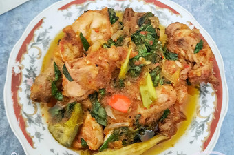 Resep Ayam Balado Kemangi dengan Bumbu Dasar Simpel