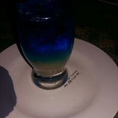 A picture of Electric lemonade.