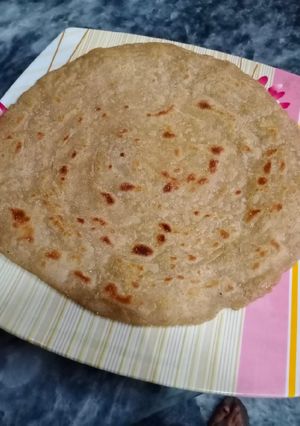 A picture of Roll paratha in desi ghee.