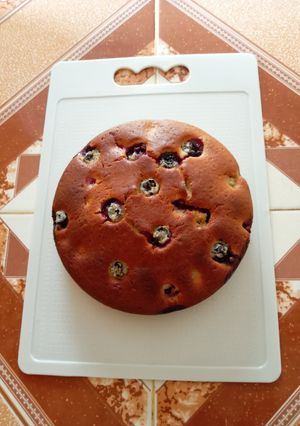 A picture of Blueberry Cake.