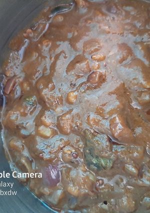 A picture of Onion curry.