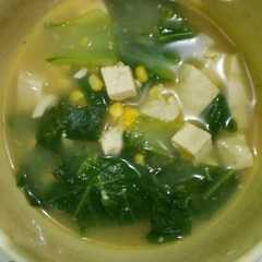 A picture of Sup Pakcoy + tahu & jagung manis.
