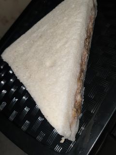 ড্রাই ফ্রুট স্যান্ডউইচ (dry fruit sandwich recipe in Bengali) রেসিপির প্রধান ছবি