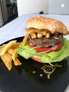 Una foto de Hamburguesa con queso roquefort