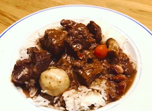 Hình của món Món Pháp - Bourguignon De Boeuf (Bò Hầm Rượu Vang Đỏ).