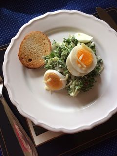 Fodros kel saláta recept fotója