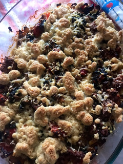 Una foto de Crumble de verduras y carne