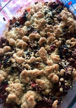 Una foto de Crumble de verduras y carne