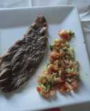 Carne asada con polvo de charal y mezcal con chile en polvo y guacamole con xoconostle