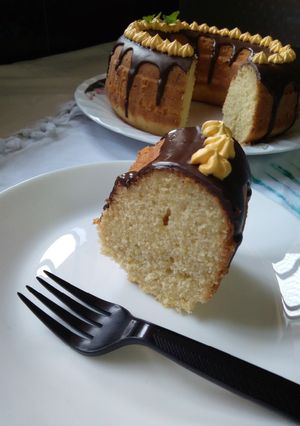 A picture of Orange Cake#cookedwithcookpad.