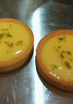 A picture of My Favorite Dessert -- Lemon Tart.
