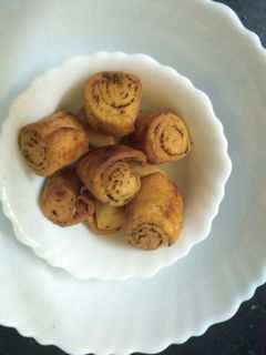 कसूरी मेथी रोल (Kasoori Methi roll recipe in Hindi) रेसिपी मुख्य फोटो