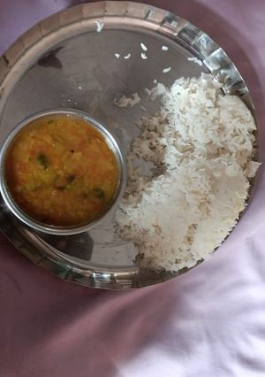 दाल चावल (Dal chawal recipe in hindi) रेसिपी मुख्य फोटो