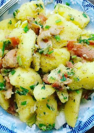 Hình của món Khoai tây sốt mật ong trộn bacon.